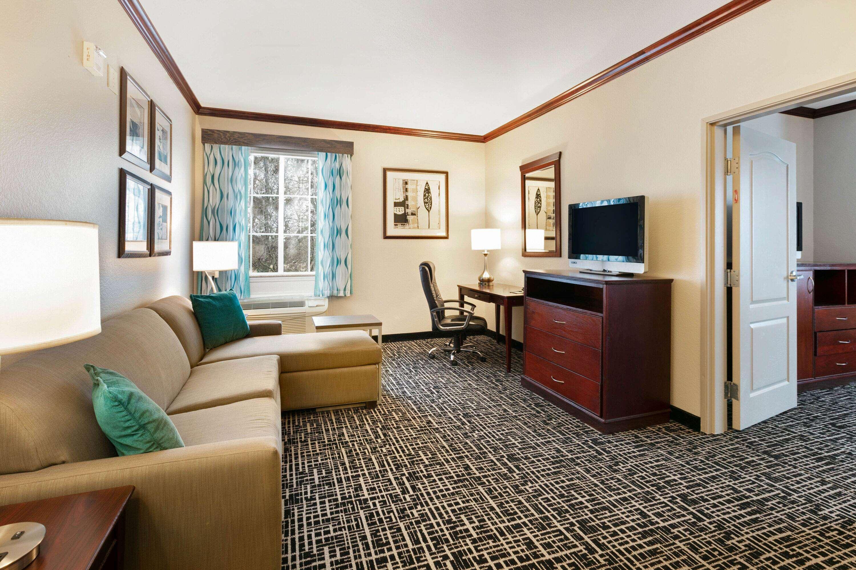 La Quinta By Wyndham Lindale Hotell Exteriör bild