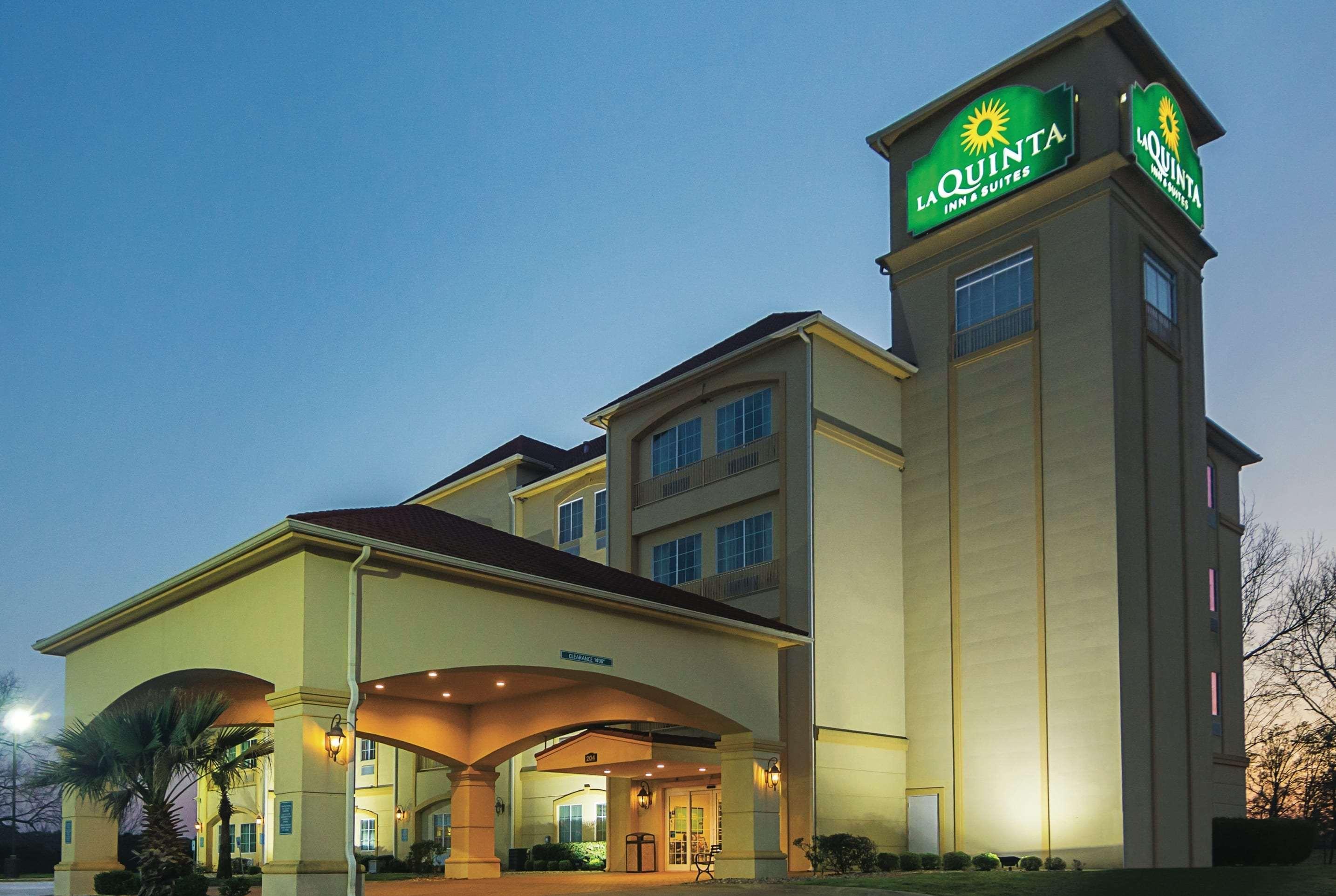 La Quinta By Wyndham Lindale Hotell Exteriör bild