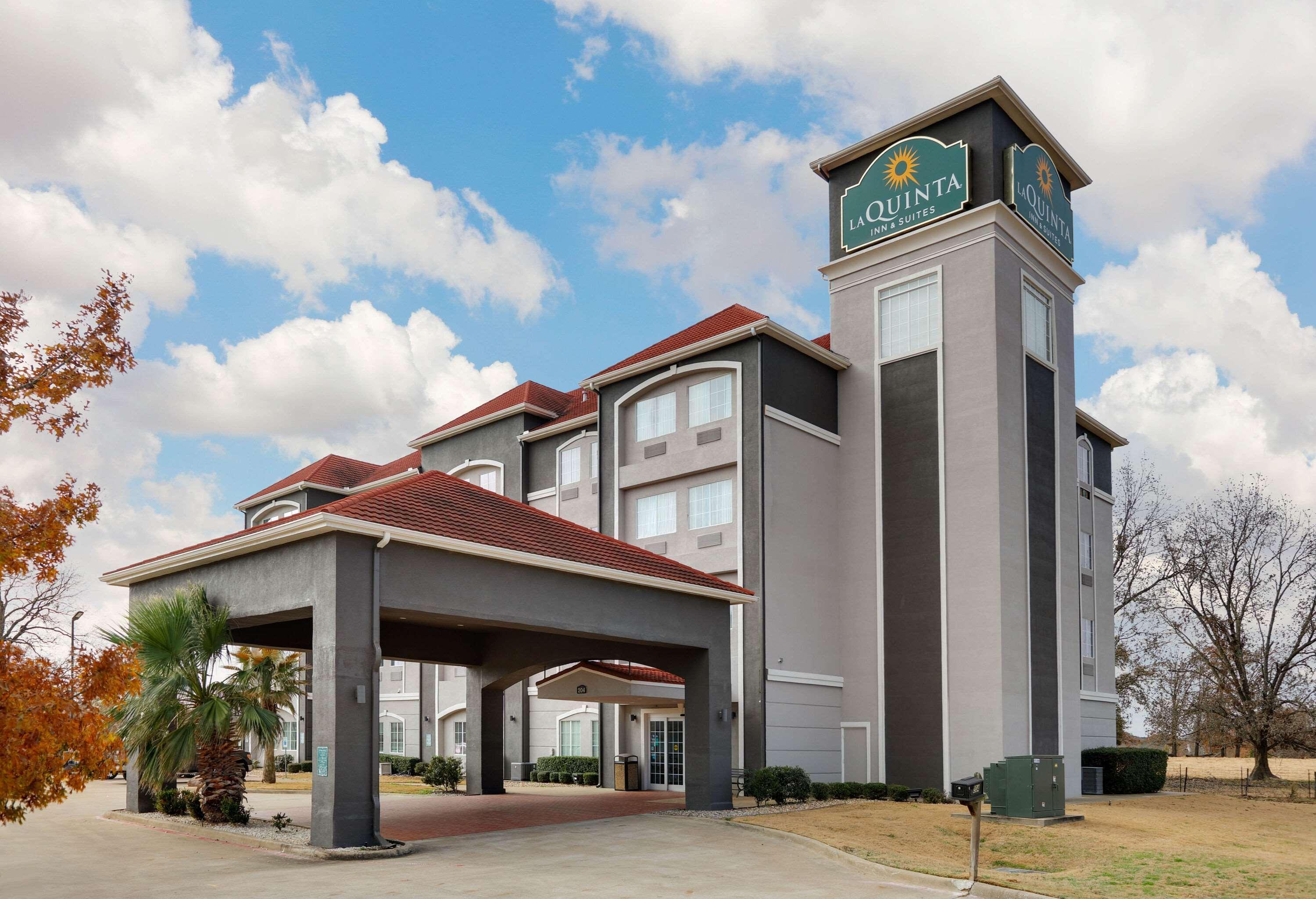 La Quinta By Wyndham Lindale Hotell Exteriör bild