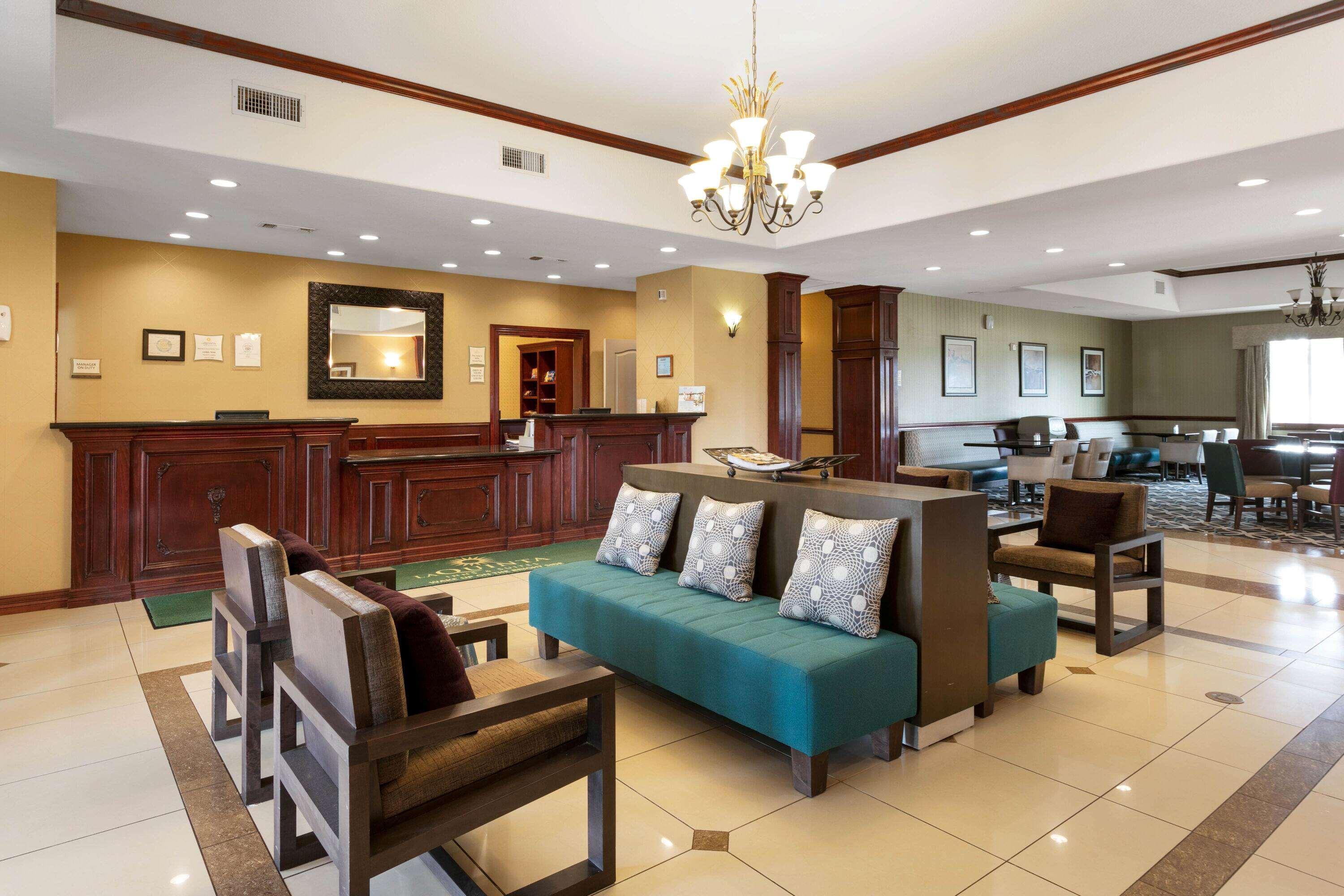 La Quinta By Wyndham Lindale Hotell Exteriör bild